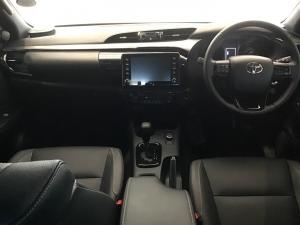 Toyota Hilux 2.8GD-6 48V double cab 4x4 Legend RS - Image 6