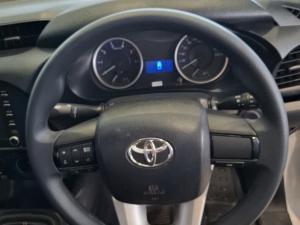 Toyota Hilux 2.4 GD-6 RB SRXS/C - Image 8