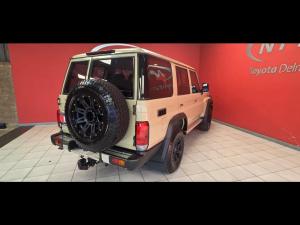 Toyota Landcruiser 76 2.8 GD-6 S/W - Image 2