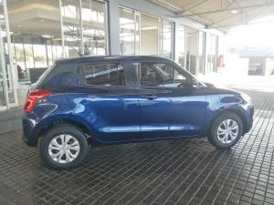 Suzuki Swift 1.2 GL auto - Image 8