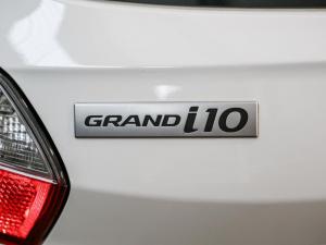 Hyundai Grand i10 1.0 Fluid hatch manual - Image 10