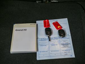 Hyundai Grand i10 1.0 Fluid hatch manual - Image 29
