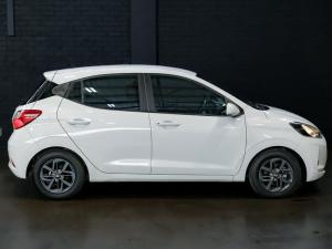Hyundai Grand i10 1.0 Fluid hatch manual - Image 6
