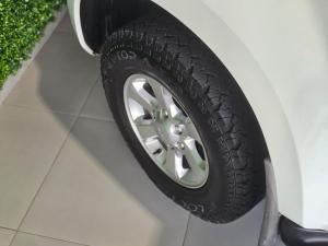 Isuzu D-Max 250 double cab Hi-Ride auto - Image 7