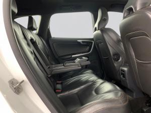 Volvo XC60 D5 Geartronic Elite AWD - Image 12