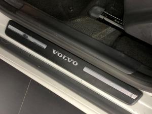Volvo XC60 D5 Geartronic Elite AWD - Image 16