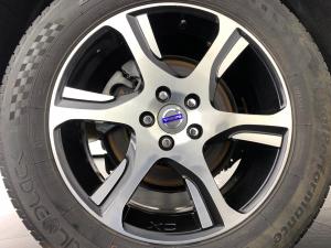 Volvo XC60 D5 Geartronic Elite AWD - Image 19