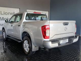 Nissan Navara 2.5DDTi double cab SE Plus auto