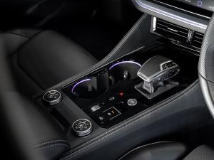 Volkswagen Touareg V6 TDI R-Line - Image 19