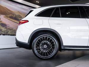 Mercedes-Benz GLC GLC300d 4Matic - Image 12
