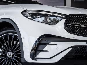 Mercedes-Benz GLC GLC300d 4Matic - Image 3