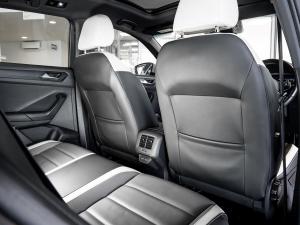 Volkswagen T-Roc 2.0TSI 140kW 4Motion R-Line - Image 29