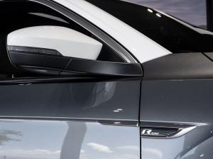 Volkswagen T-Roc 2.0TSI 140kW 4Motion R-Line - Image 6