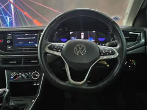 Volkswagen Polo hatch 1.0TSI Life manual - Image 6