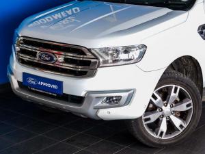 Ford Everest 3.2TDCi 4WD Limited - Image 2