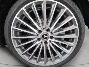 Mercedes-Benz C-Class C220d AMG Line - Image 15