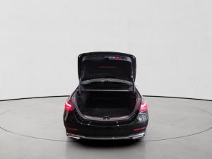 Mercedes-Benz C-Class C220d AMG Line - Image 9