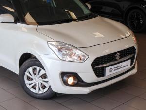 Suzuki Swift 1.2 GL auto - Image 2