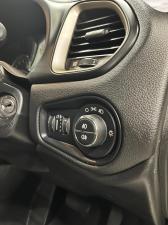 Jeep Renegade 1.4L T 4x4 Limited - Image 17
