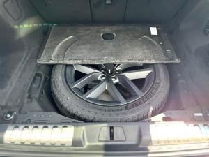 Land Rover Range Rover Sport D350 Dynamic HSE - Image 9