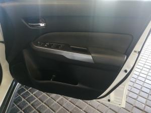 Suzuki Vitara 1.4T GLX auto - Image 13