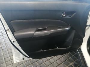 Suzuki Vitara 1.4T GLX auto - Image 14