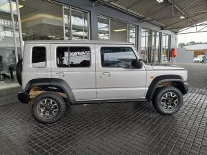 Suzuki Jimny 1.5 GLX AllGrip 5-door auto - Image 8