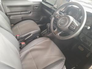 Suzuki Jimny 1.5 GLX AllGrip 5-door auto - Image 9