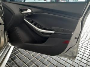 Ford Focus ST 3 - Image 14