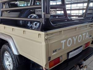 Toyota Land Cruiser 79 4.5D-4D V8 double cab LX - Image 7
