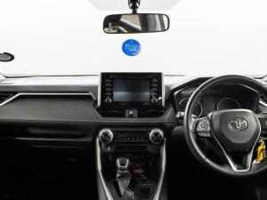 Toyota RAV4 2.0 GX auto - Image 6