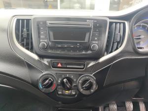 Toyota Starlet 1.4 Xi - Image 13