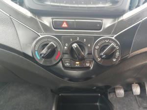 Toyota Starlet 1.4 Xi - Image 16