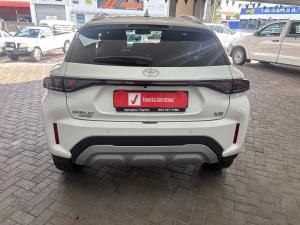 Toyota Starlet Cross 1.5 XR auto - Image 5