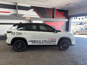 Toyota Urban Cruiser 1.5 XR manual - Image 3