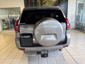 Toyota Land Cruiser Prado 2.8GD VX - Image 5