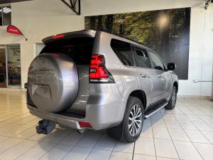 Toyota Land Cruiser Prado 2.8GD VX - Image 2