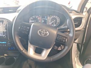 Toyota Hilux 2.8GD-6 double cab Raider auto - Image 8