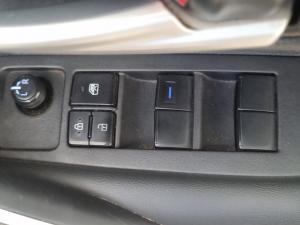 Toyota Corolla 2.0 XR auto - Image 21