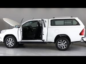 Toyota Hilux 2.8GD-6 Xtra cab 4x4 Raider auto - Image 26