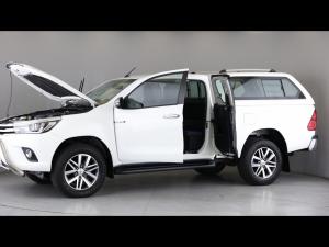 Toyota Hilux 2.8GD-6 Xtra cab 4x4 Raider auto - Image 27