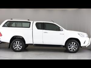 Toyota Hilux 2.8GD-6 Xtra cab 4x4 Raider auto - Image 3
