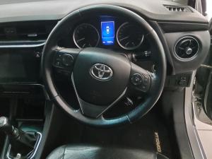 Toyota Corolla 1.8 Exclusive - Image 8