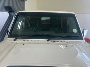 Toyota Land Cruiser 79 4.5D-4D V8 double cab LX - Image 11