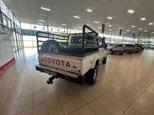 Toyota Land Cruiser 79 4.5D-4D V8 double cab LX - Image 2