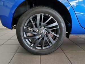 Toyota Vitz 1.0 XR manual - Image 9