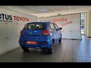 Toyota Vitz 1.0 XR manual - Image 2