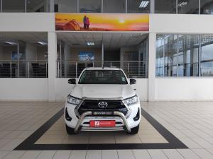 Toyota Hilux 2.4GD-6 single cab Raider manual - Image 4