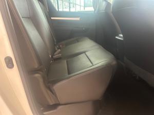 Toyota Hilux 2.4GD-6 double cab 4x4 SR - Image 15