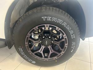 Toyota Hilux 2.4GD-6 double cab 4x4 SR - Image 17